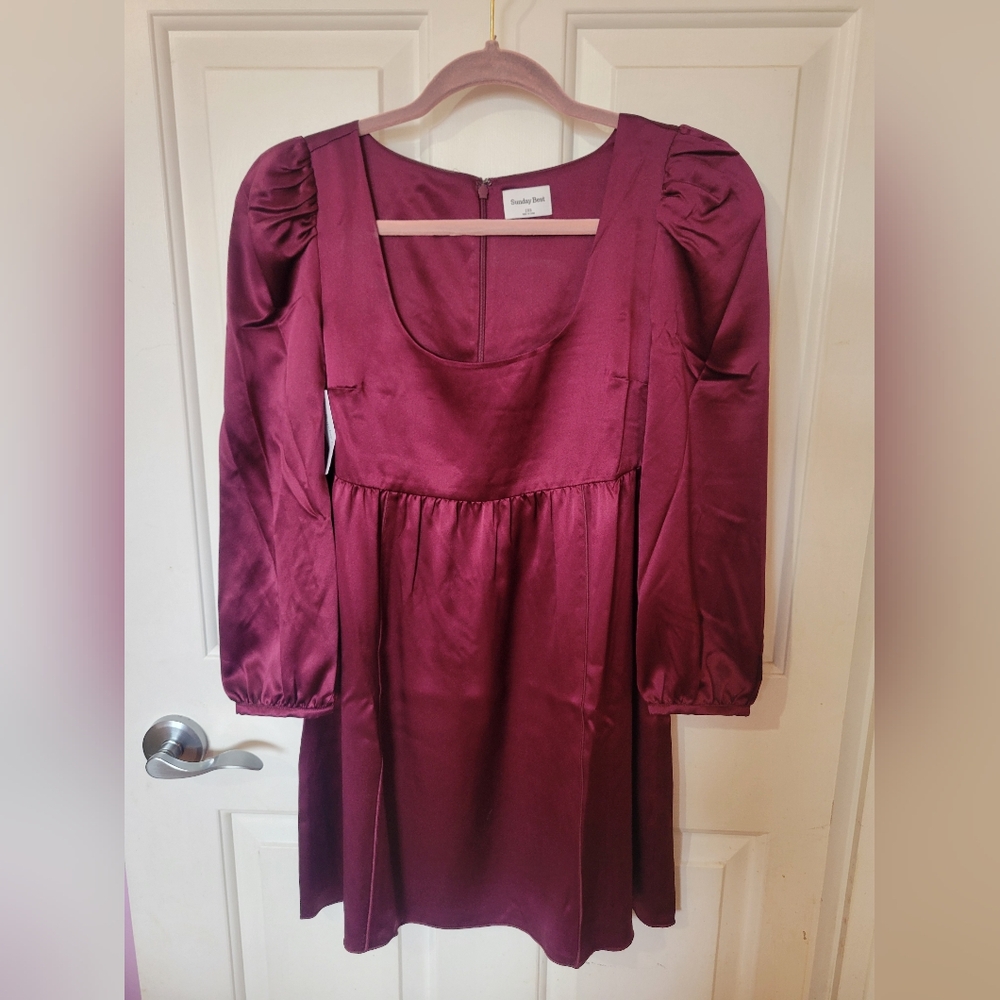 NWT Sunday Best Cursive Dress in Marooned Red - Picture 4 of 6